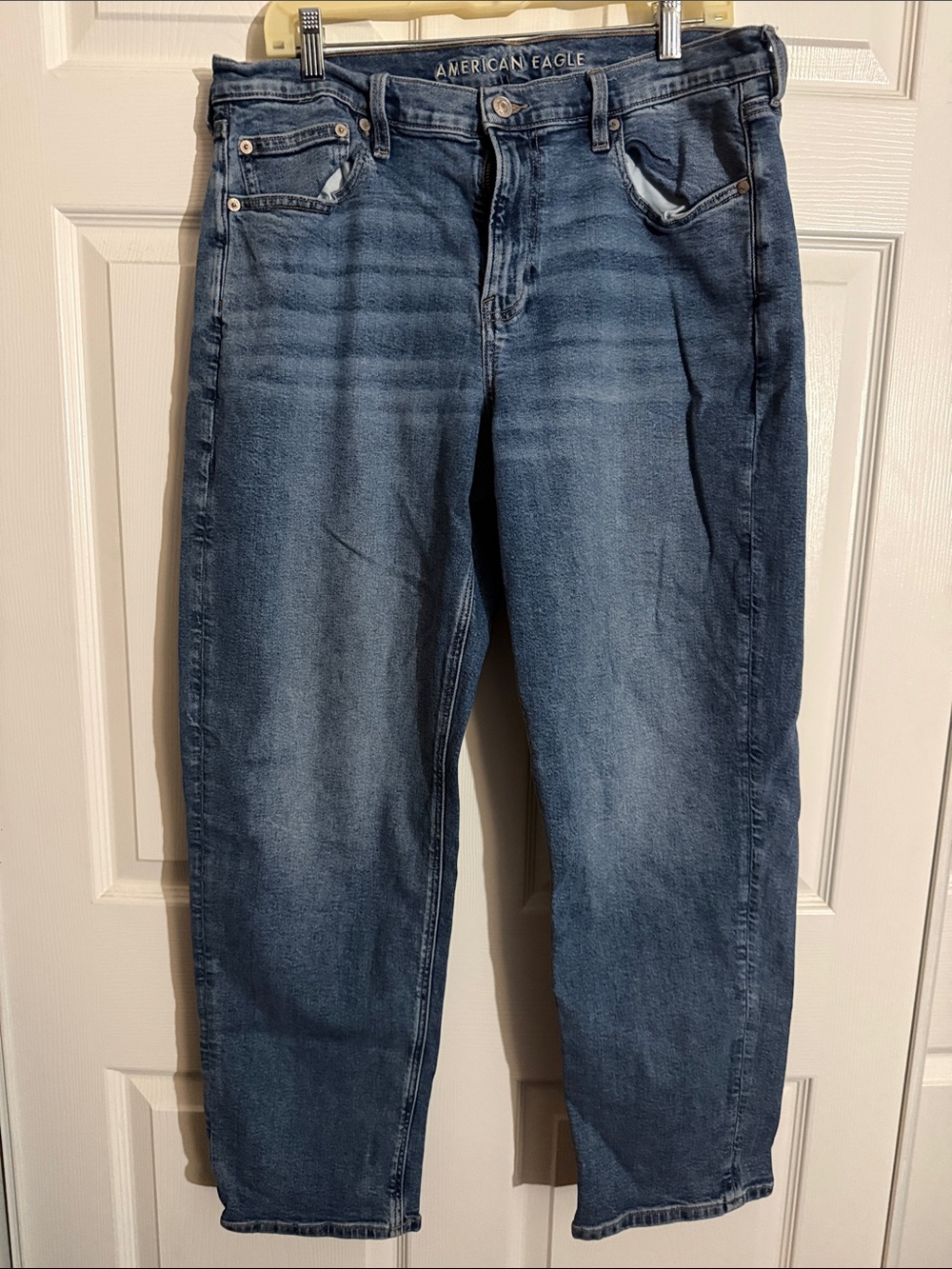 American Eagle Outfitters Women’s Blue Washed Jeans